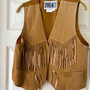 Spring West Leather Fringe Vest With 2 Pockets.